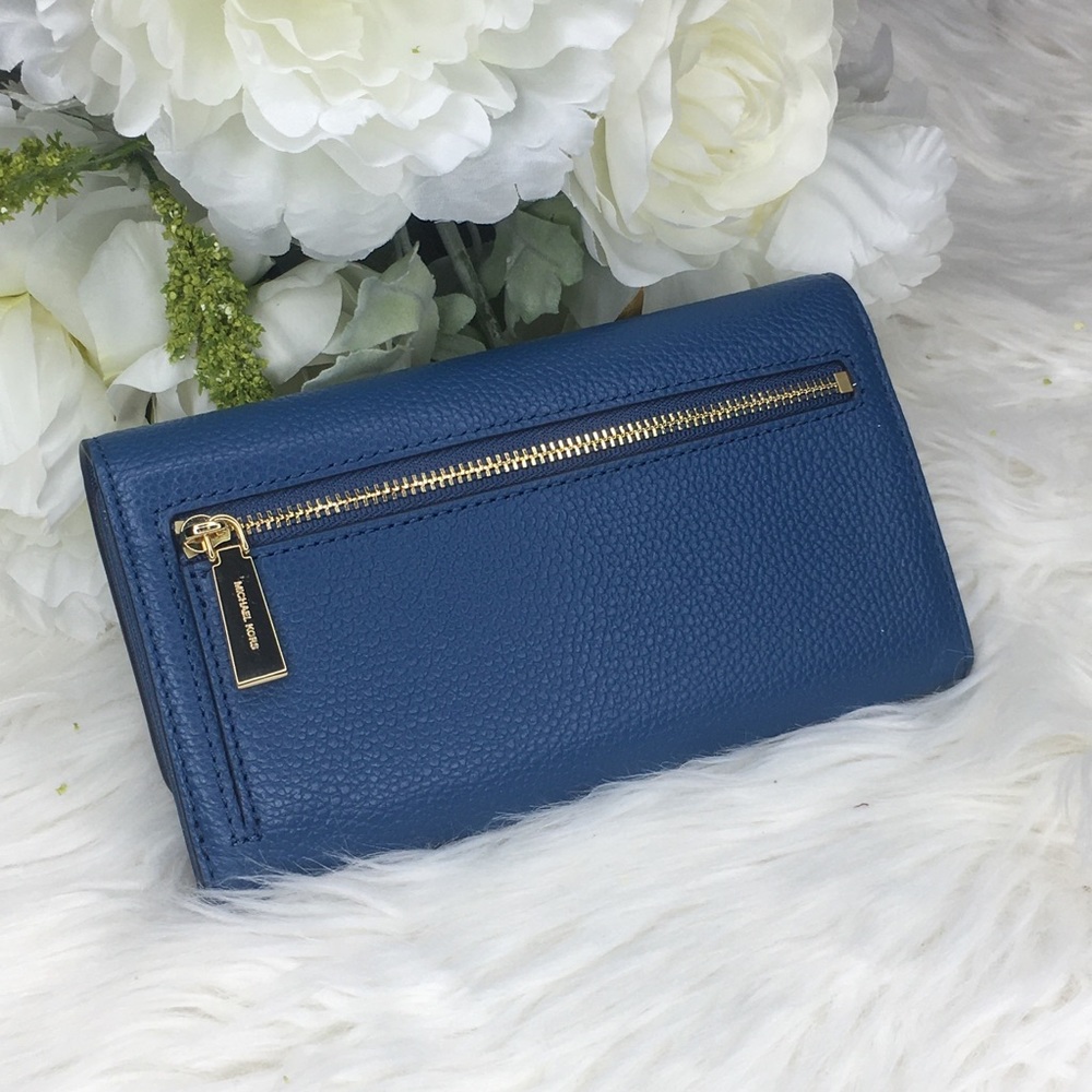 Last one✨Michael Kors Jet set large trifold wallet - Picture 2 of 4